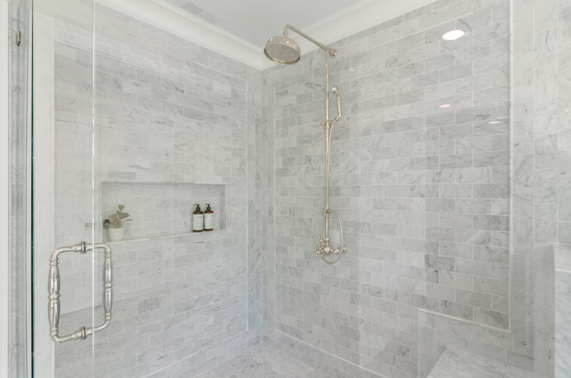 Primary Suite Bath Detail
